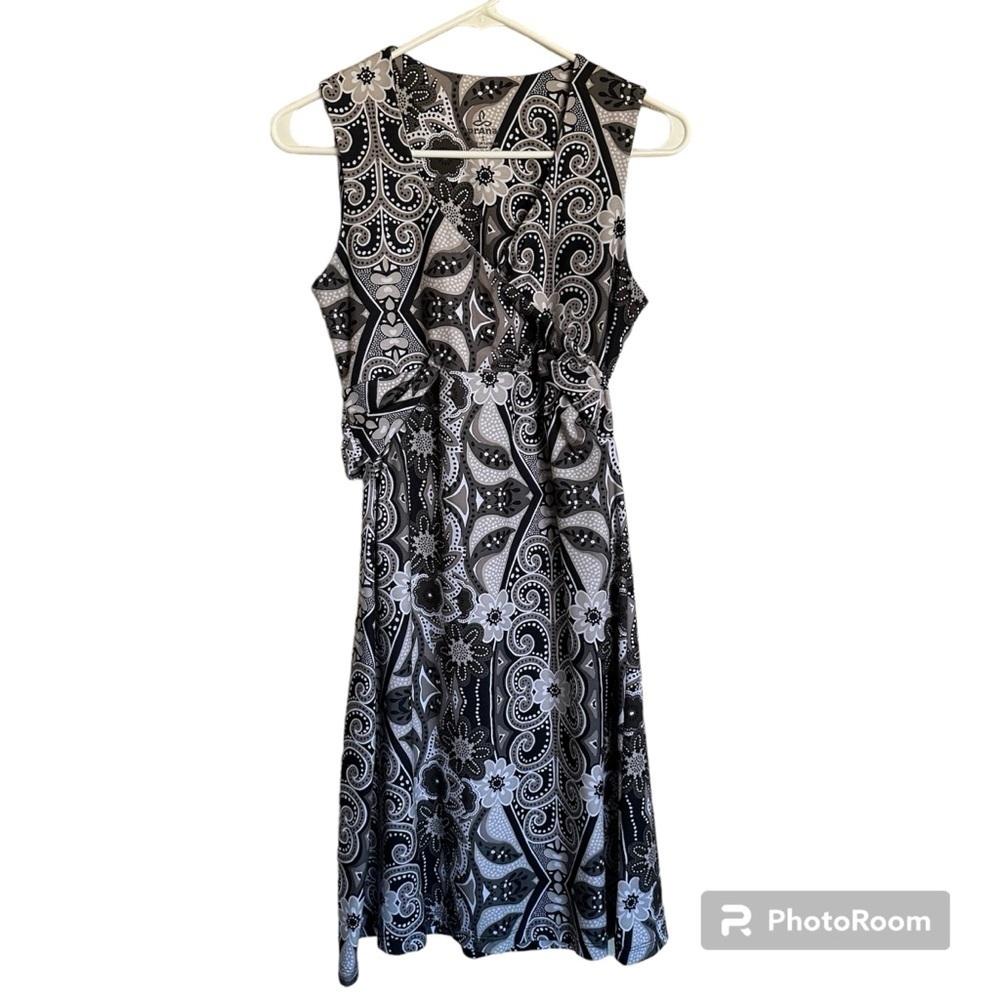 prAna Gray Floral Twist Front Sheath Mini Dress Size S